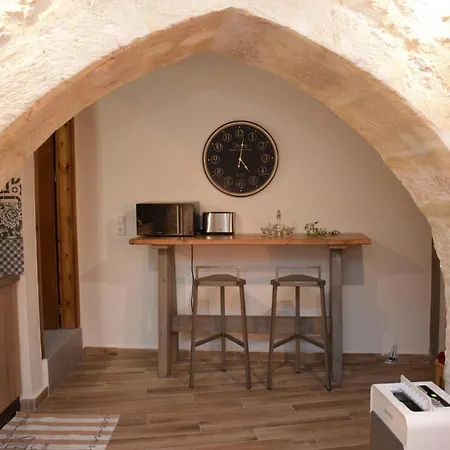 Vassili's House Semesterbostad *